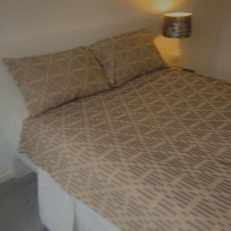 Albert Bridge Spacious Double Room Лондон Екстериор снимка