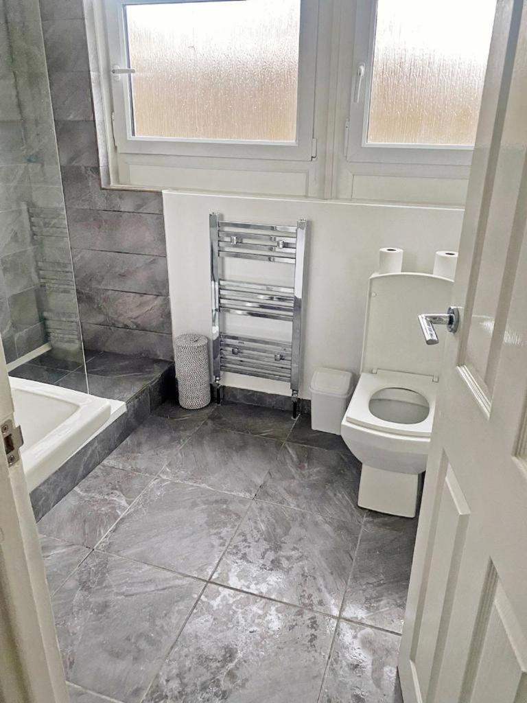 Albert Bridge Spacious Double Room Лондон Екстериор снимка